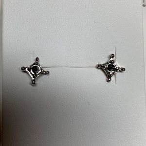 🛍 Lovely earrings